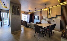 Ultralux 75 Apartment Tashkent